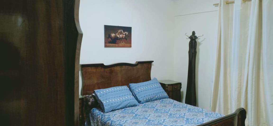 Entire Cozy - Khalid Ibn El Waleed Apartment Alexandria